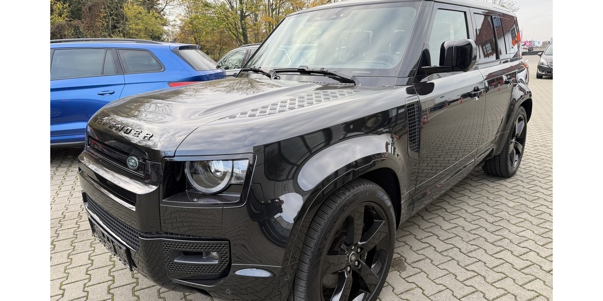 Land Rover Defender 110 V8 21.800 km 98.790 € Koblenz 56070