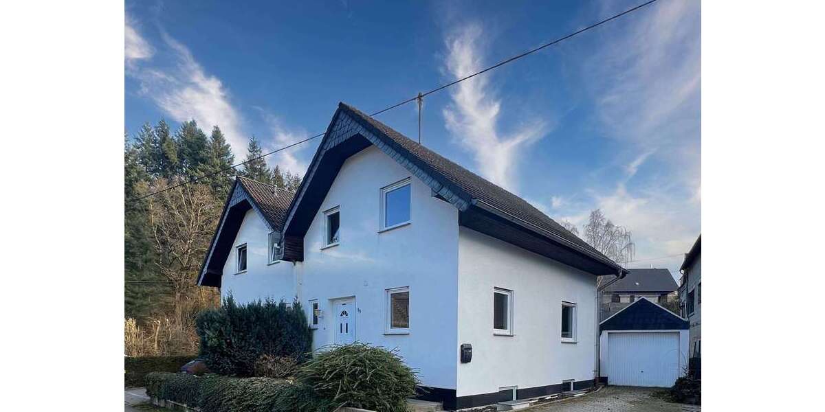 Einfamilienhaus Bickenbach - 8 Zimmer, 202 m&sup2;, 250.000&euro; | Angebot:23872408