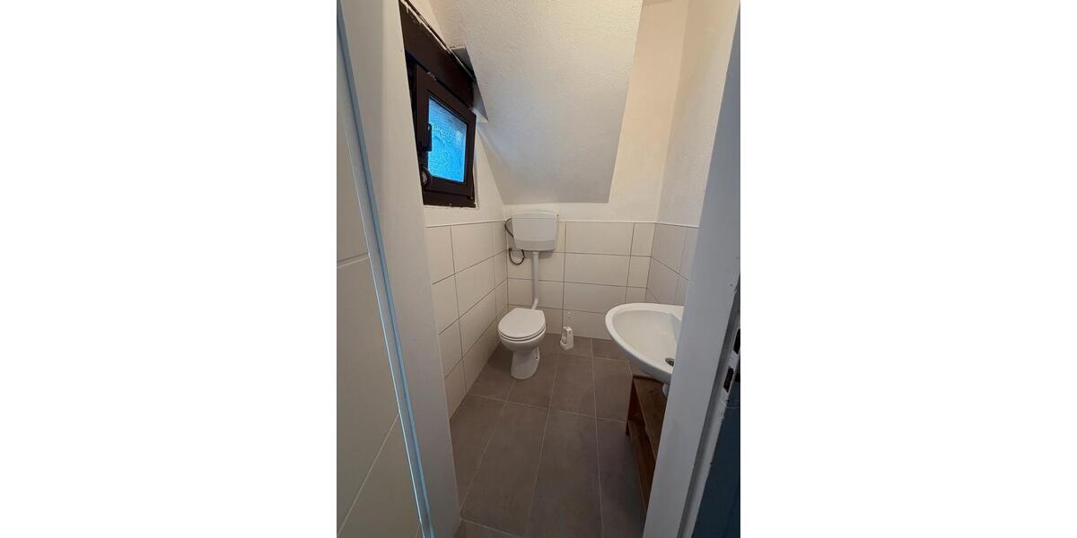 Erdgeschoßwohnung Lahnstein - 4 Zimmer, 130 m&sup2;, 950&euro; | Angebot:26698645