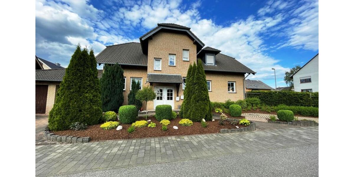 Mehrfamilienhaus, Wohnhaus Andernach - 390.000&euro; | Angebot:25756941