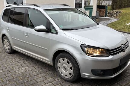 VW Touran 253.643 km 8.590 &euro; Weroth 56414
