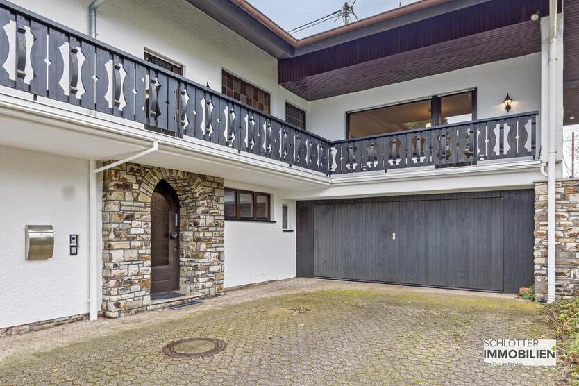 Repräsentatives Einfamilienhaus mit großem Garten 6 zimmer