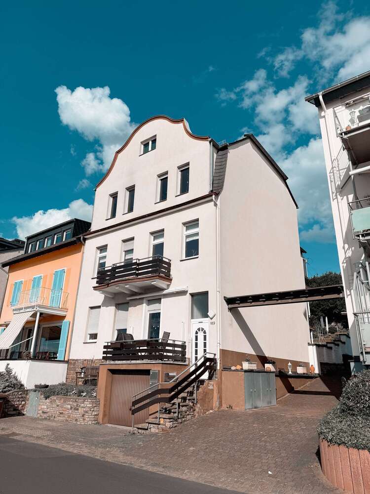 Haus zum Kaufen in Koblenz 750.000 € 310 m²