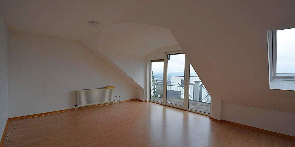 Etagenwohnung Weitersburg - 3 Zimmer, 90 m&sup2;, 240.000&euro; | Angebot:24989986