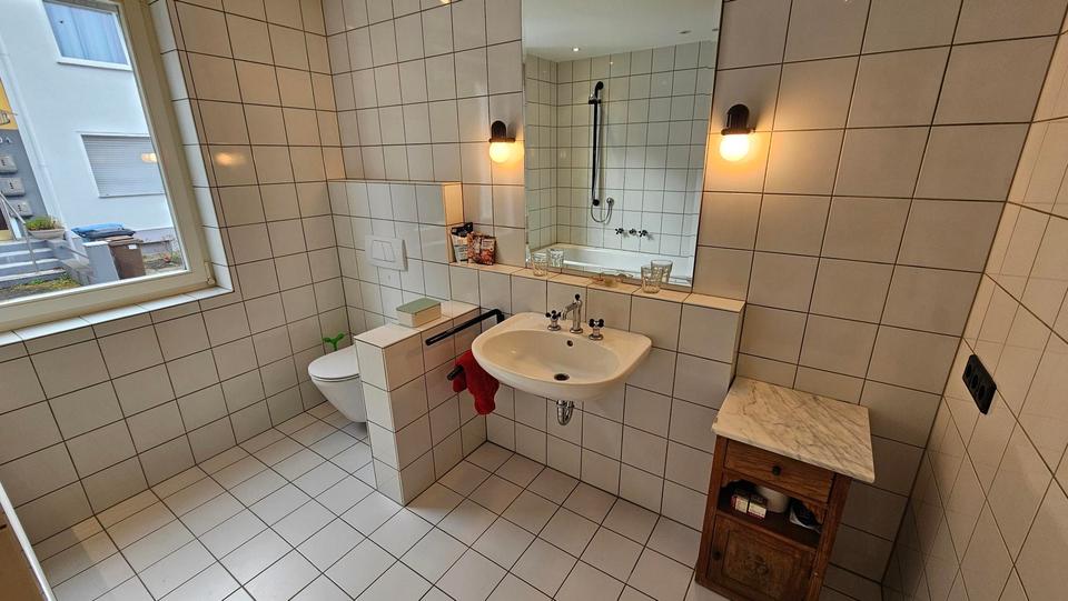 Exklusiv: Stilvolle möblierte 3 Zimmer Maisonette-Wohnung mit Terrasse, Garten und Carport, Koblenz 3 zimmer