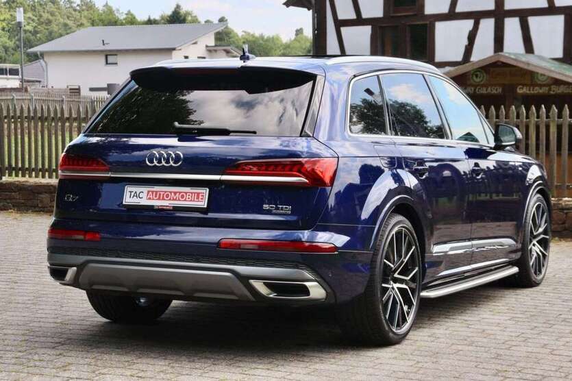 Q7