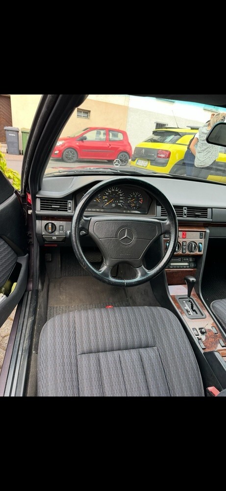 Mercedes-Benz CE 220 202.189 km 12.000 € Neuwied 56564