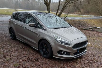 Ford S-Max 174.800 km 13.900 &euro; Mogendorf 56424