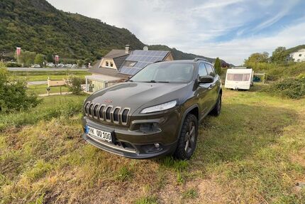 Jeep Cherokee 98.300 km 18.400 € Burgen 56332