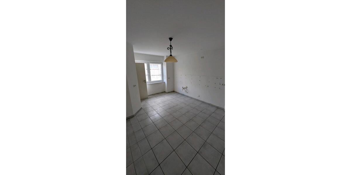 Etagenwohnung Mayen - 4 Zimmer, 133 m&sup2;, 1.200&euro; | Angebot:26691410