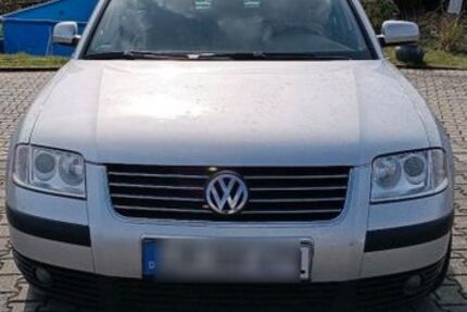 VW Passat 205.000 km 900 &euro; Nentershausen 56412