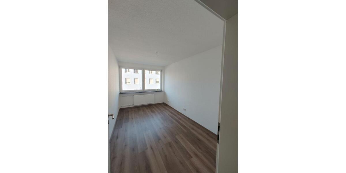 Etagenwohnung Koblenz Bubenheim - 4 Zimmer, 80 m&sup2;, 960&euro; | Angebot:26147978