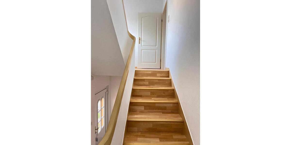 Doppelhaushälfte, Terasse, anmietbarer Garten✔️ 6 zimmer