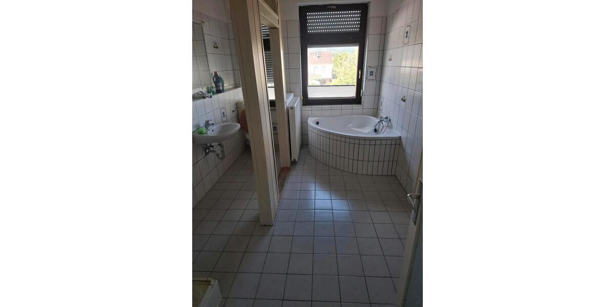 Altbauwohnung in Neuwied-Engers 4 zimmer