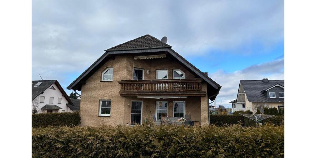 Mehrfamilienhaus, Wohnhaus Andernach - 390.000&euro; | Angebot:25756941