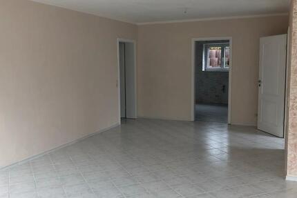 Wohnung Ötzingen - 4 Zimmer, 140 m&sup2;, 700&euro; | Angebot:24858451