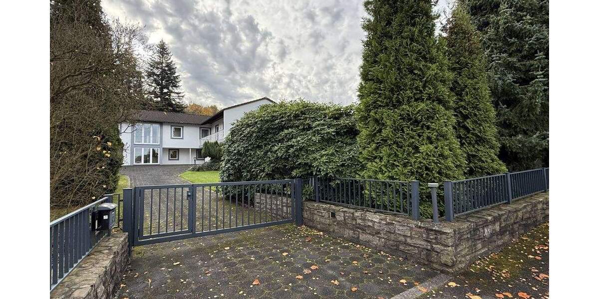 Einfamilienhaus Ransbach-Baumbach Baumbach - 8 Zimmer, 245 m&sup2;, 495.000&euro; | Angebot:25729654