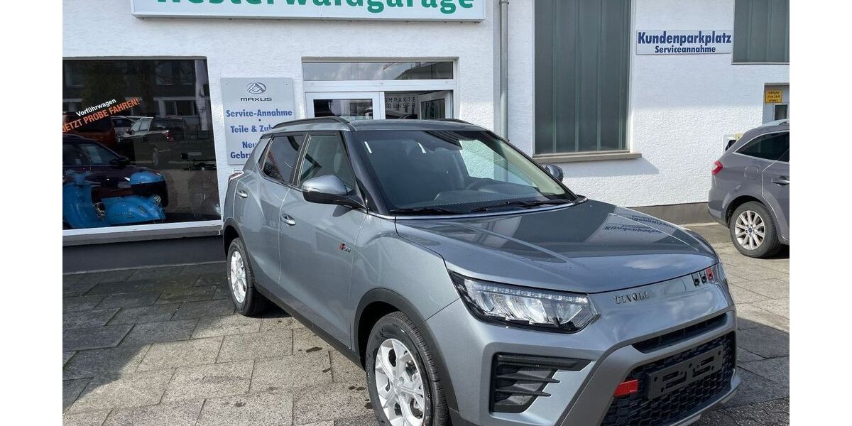 SsangYong Tivoli 3.850 km 25.450 &euro; Straßenhaus 56587
