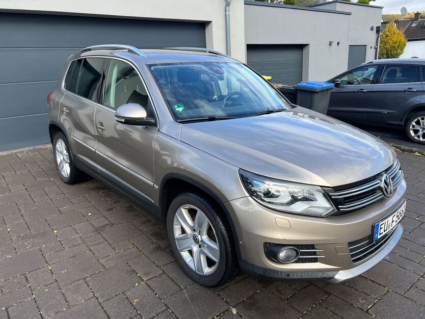 VW Tiguan 97.000 km 12.500 € Bad Breisig 53498
