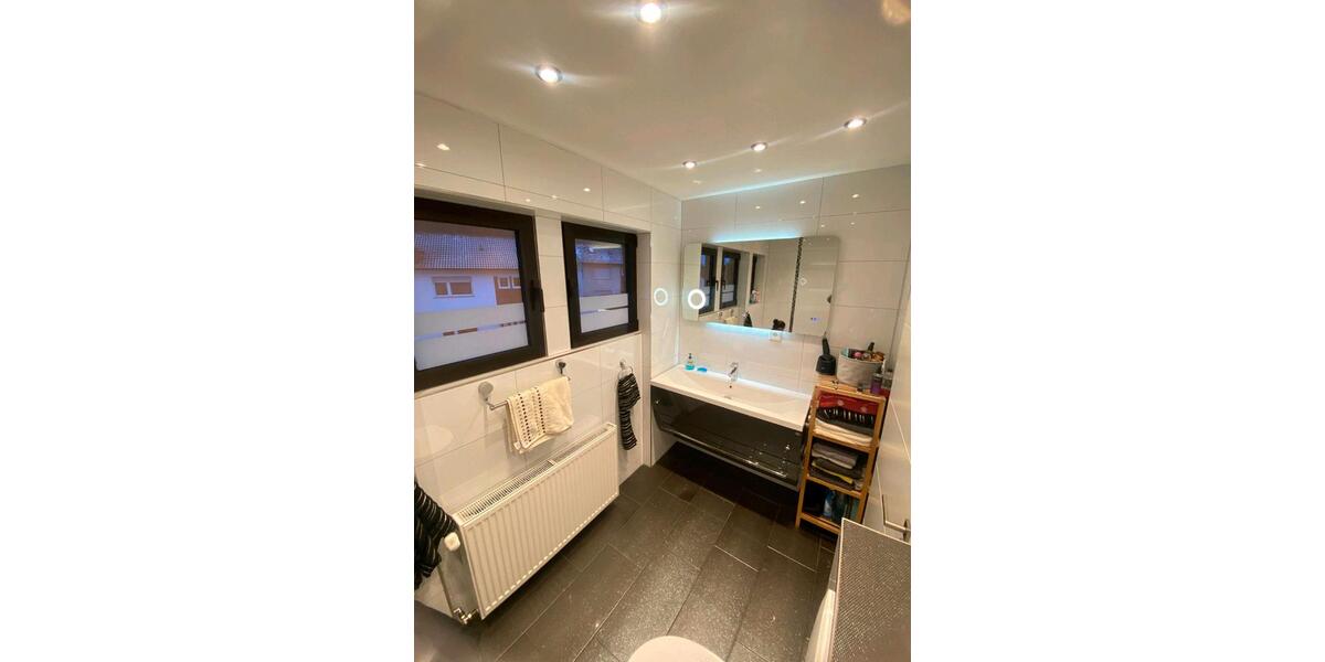 Großzügige Doppelhaushälfte in Oberbreisig VON PRIVAT 8 zimmer