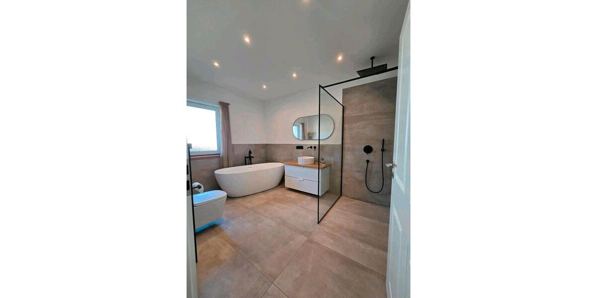 Mehrfamilienhaus, Wohnhaus Breitscheid - 16 Zimmer, 270 m&sup2;, 595.000&euro; | Angebot:26413361
