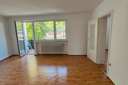 Zentrale 2-Zimmer Wohnung mit Balkon