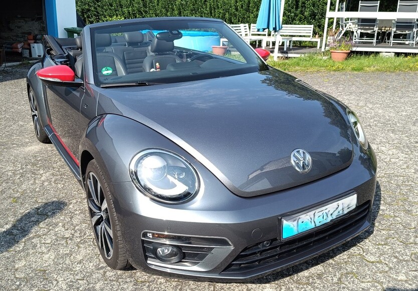 VW Beetle 88.595 km 16.380 € Ney 56283