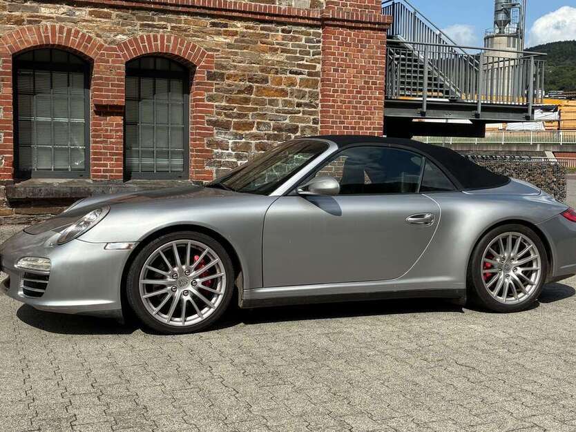 997