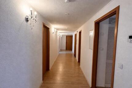 Wohnung Neuwied - 6 Zimmer, 150 m&sup2;, 1.300&euro; | Angebot:26412451