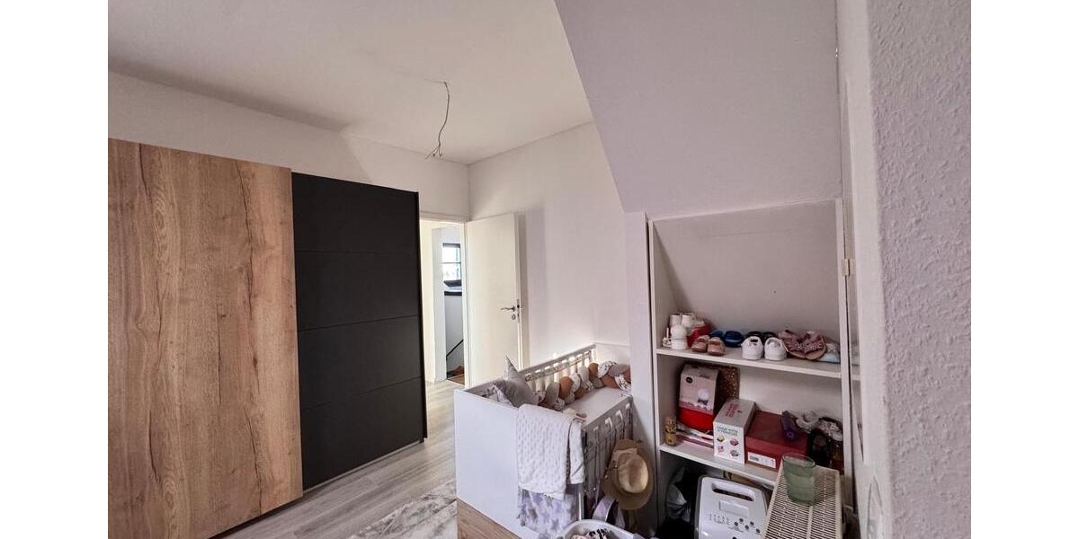 Doppelhaushälfte Melsbach - 5 Zimmer, 129 m&sup2;, 1.350&euro; | Angebot:26385804