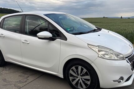 Peugeot 208 189.292 km 2.550 &euro; Lautert 56355