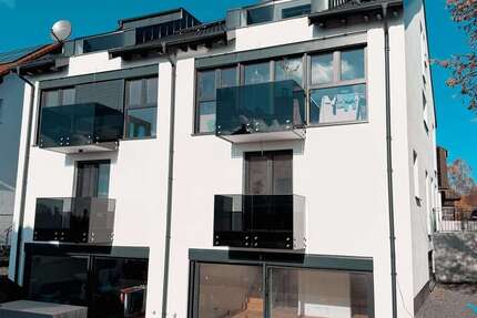 Haus zum Kaufen in Neuwied 1.585.000 € 452 m² 16 zimmer