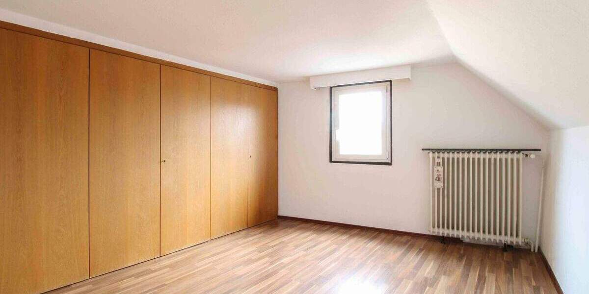 Handwerkertraum mit Grube! Einfamilienhaus inkl. Werkstatt und Ausbaupotenzial in Ransbach-Baumbach 4 zimmer