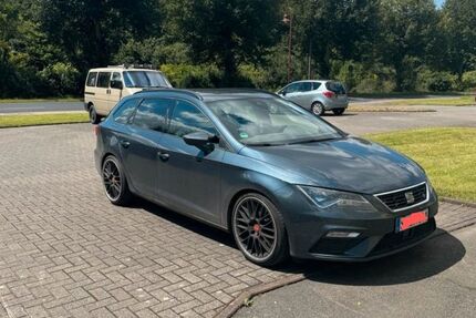 Seat Leon 64.000 km 14.000 &euro; Andernach 56626