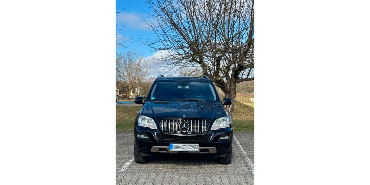 Mercedes-Benz ML 350 216.015 km 12.450 &euro; Nordhofen 56242
