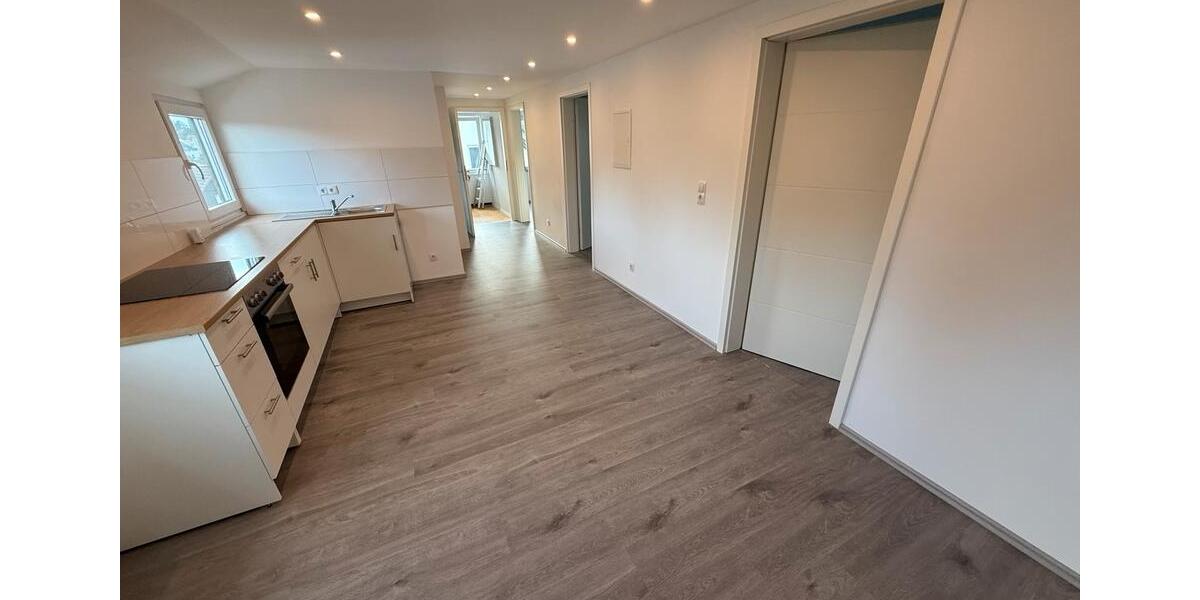 Dachgeschoßwohnung Neuwied - 3 Zimmer, 84 m&sup2;, 780&euro; | Angebot:26443952