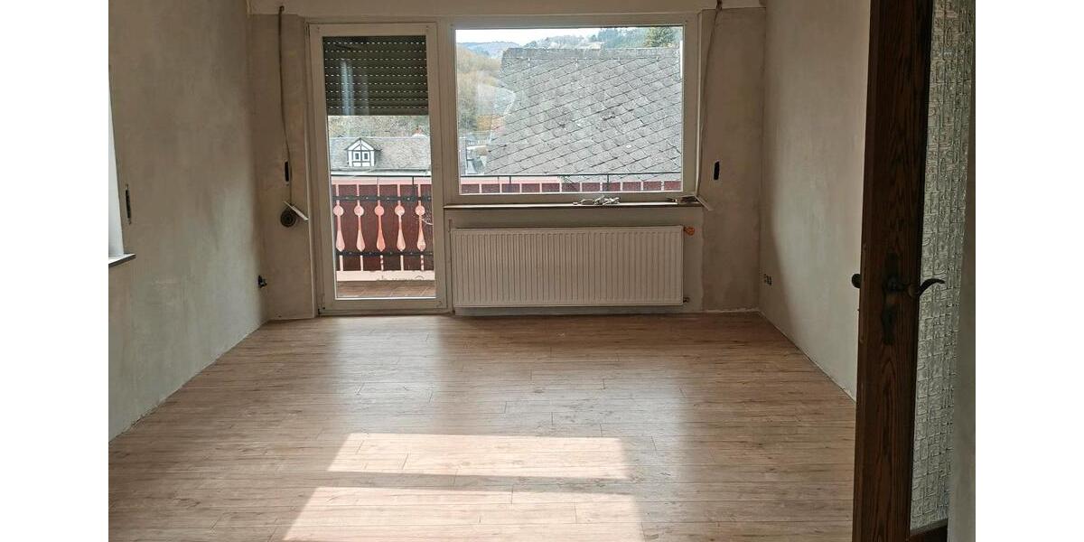 Mehrfamilienhaus, Wohnhaus Ettringen - 6.5 Zimmer, 147 m&sup2;, 256.000&euro; | Angebot:26419154