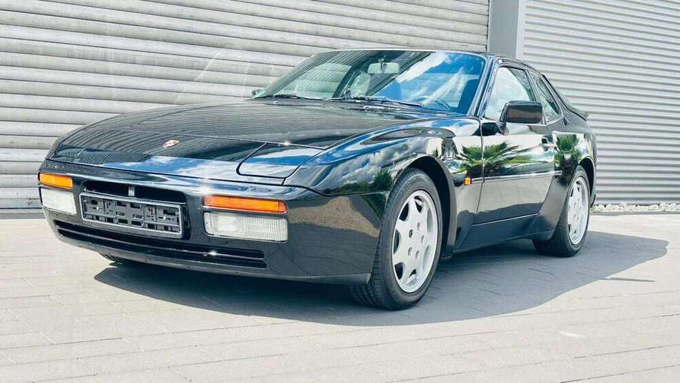 944
