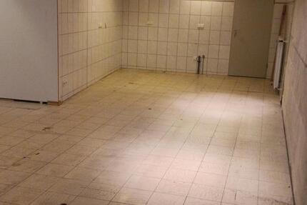 Interessanten Ladenlokal an der Hauptstrasse in Waldesch zimmer