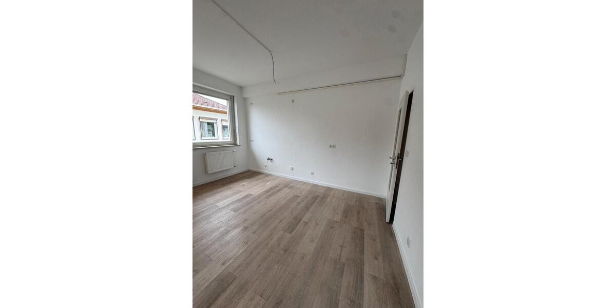 Etagenwohnung Neuwied - 2 Zimmer, 76 m&sup2;, 605&euro; | Angebot:26477138