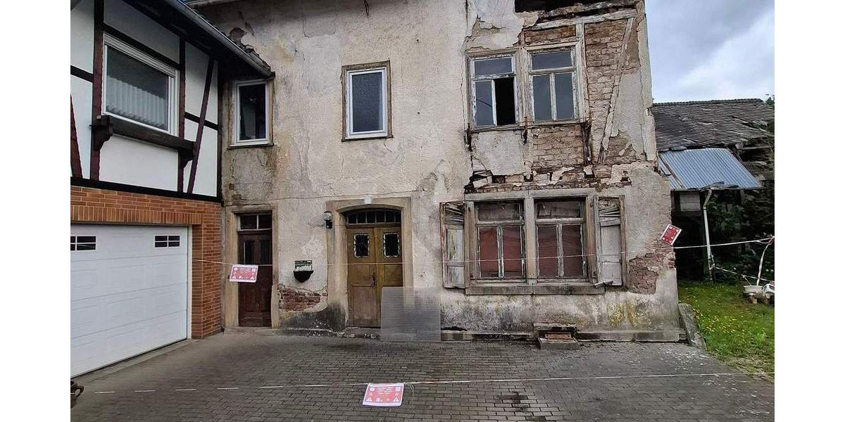 Erweiterbares Bauernhaus mit gepflegten Nebengebäuden, Abrissscheune und optionaler Pachtweide in ruhiger Dorflage! zimmer
