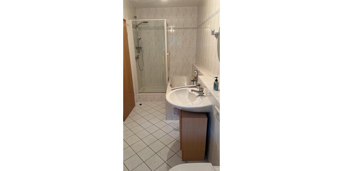 Etagenwohnung Höhr-Grenzhausen Grenzhausen - 2 Zimmer, 59 m&sup2;, 129.000&euro; | Angebot:25403086