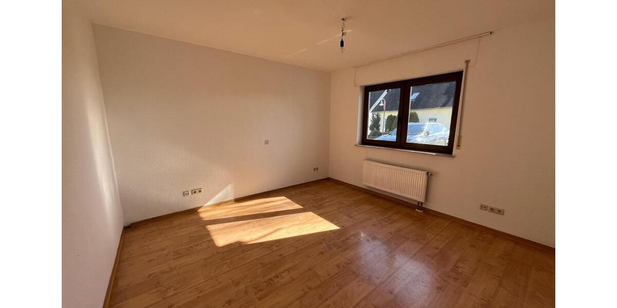Etagenwohnung Polch - 3 Zimmer, 85 m&sup2;, 790&euro; | Angebot:25568932