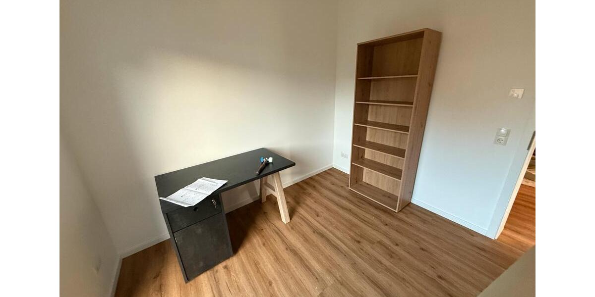 Erstbezug–KFW 40 energieeffiziente Wohnung mit PV & Wärmepumpe 4 zimmer