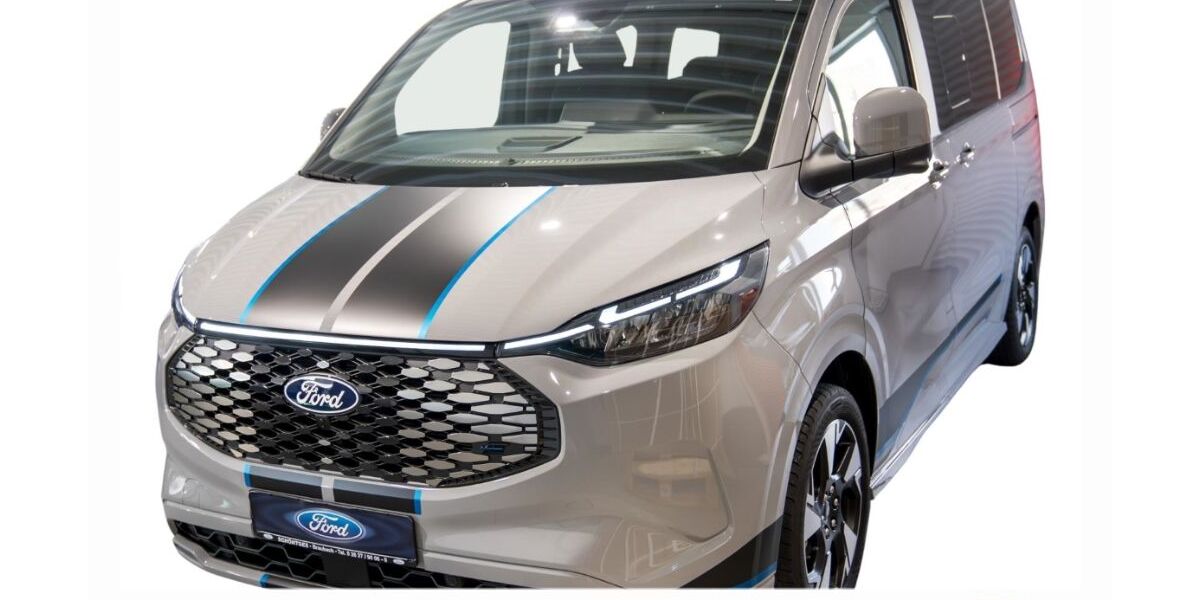 Ford Tourneo Custom 6.900 km 63.980 € Braubach 56338