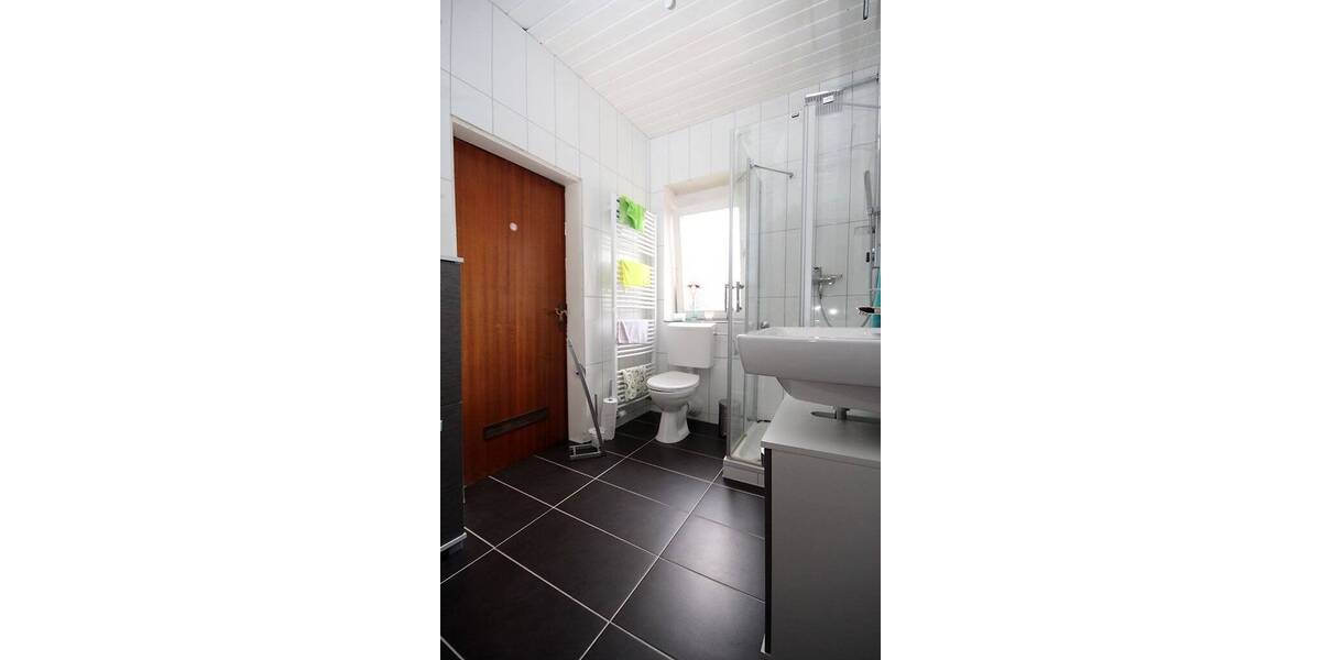 Günstiges Haus sucht den geschickten Handwerker 7 zimmer