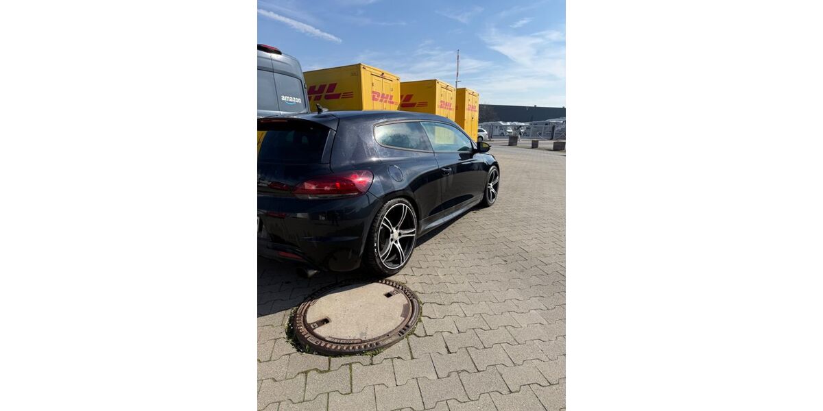 VW Scirocco 225.800 km 5.600 &euro; Küttig 56294