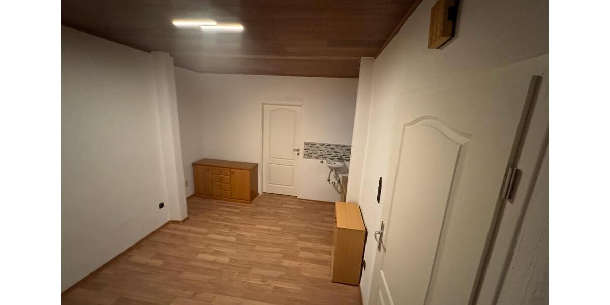 Etagenwohnung Lahnstein - 3 Zimmer, 40 m&sup2;, 420&euro; | Angebot:25756878