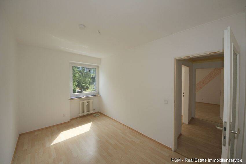 Etagenwohnung Koblenz Horchheimer Höhe - 4 Zimmer, 80 m&sup2;, 185.000&euro; | Angebot:26886043