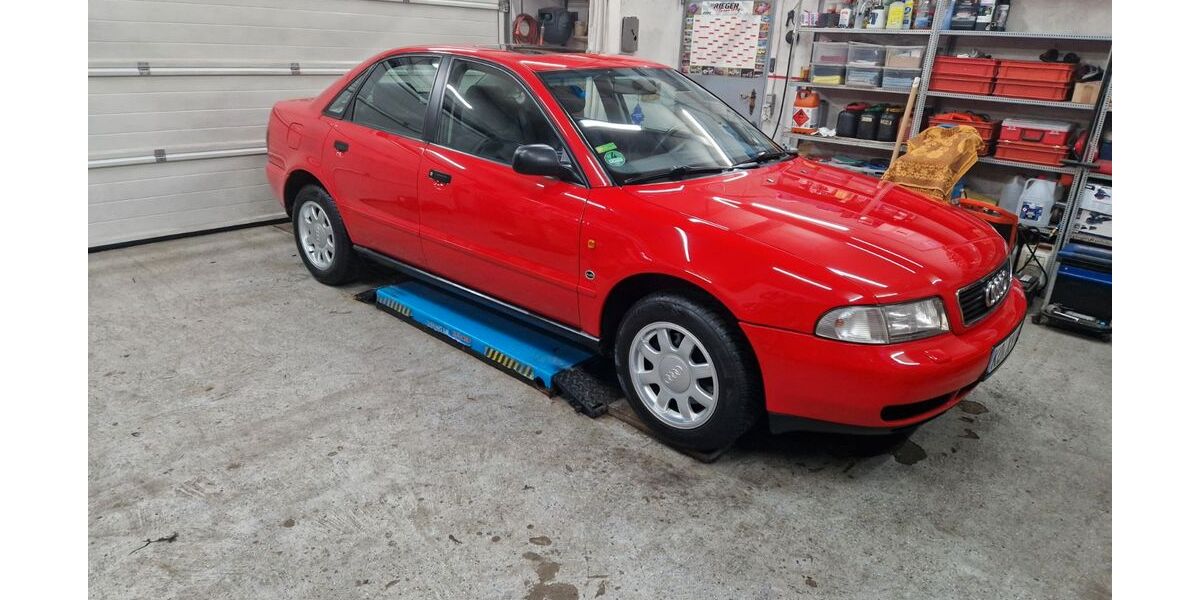 Audi A4 121.000 km 3.688 &euro; Nauort 56237